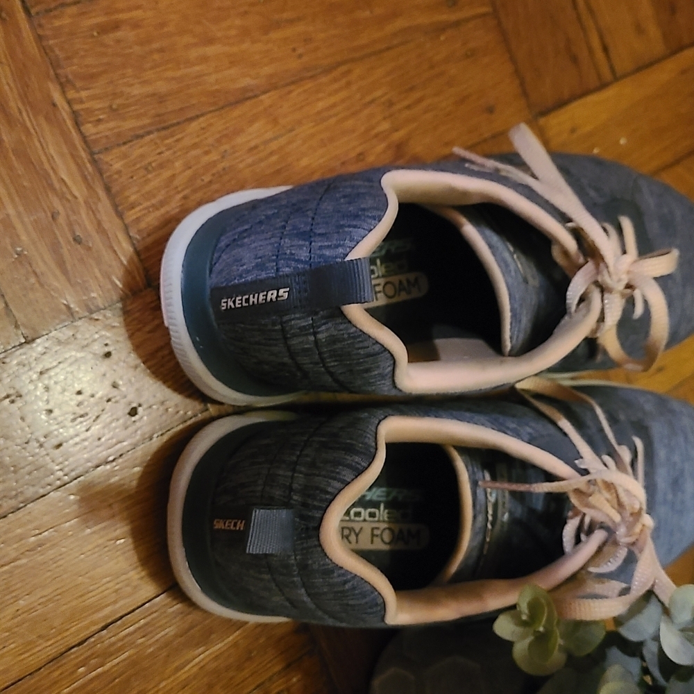 EUC SKECHERS 7.5 BLUE PINK Hp🔥🔥🔥 - Picture 6 of 7